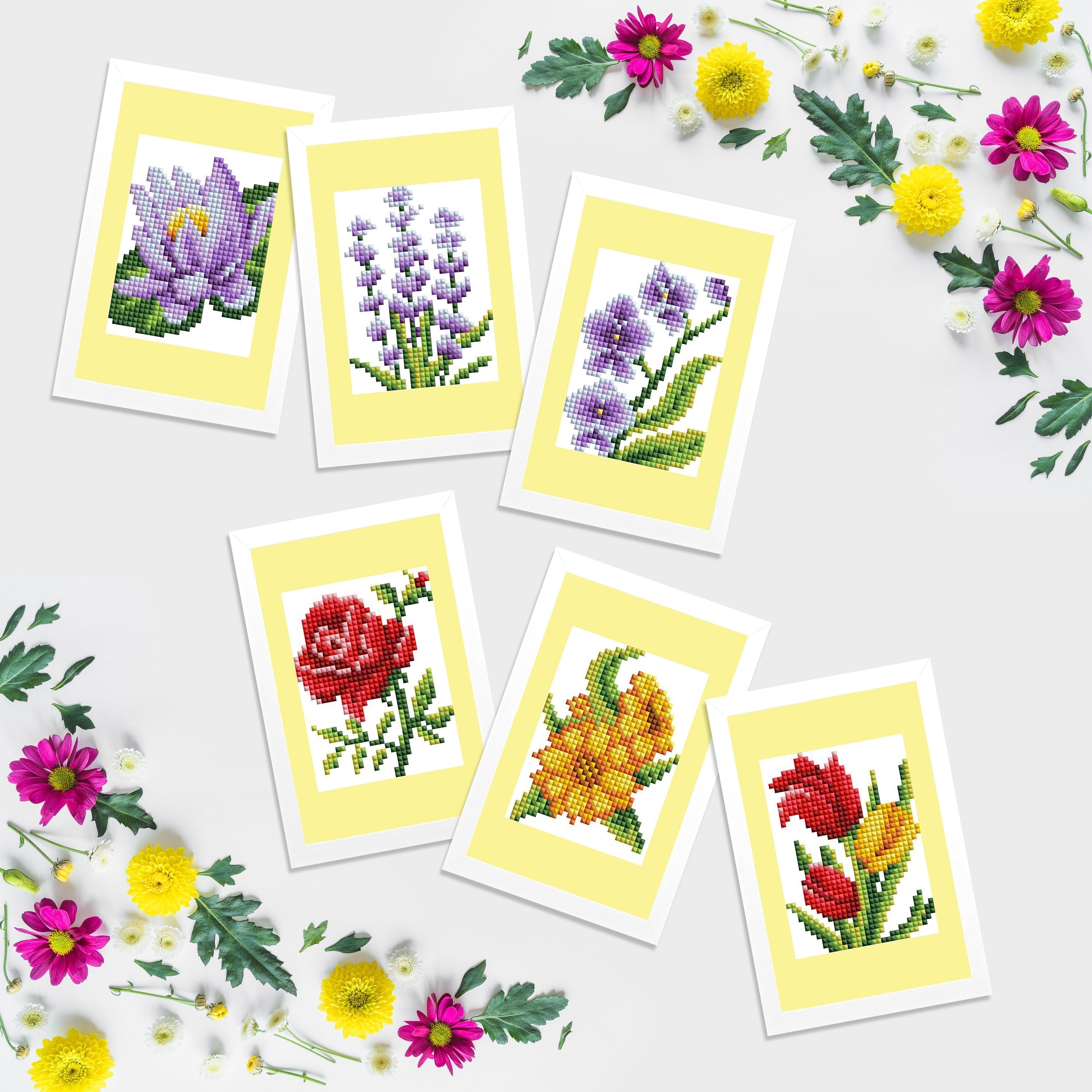 Mini Dazzles™ - Classic Flowers O8